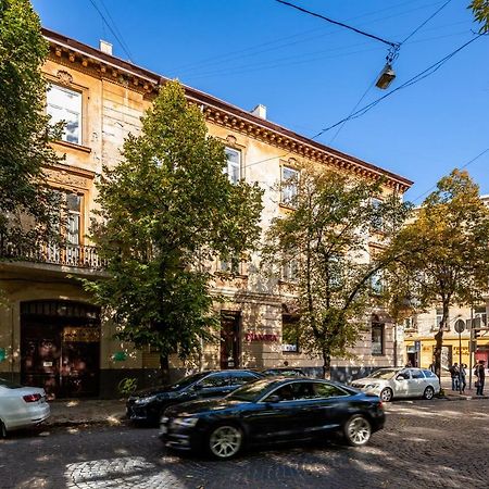 Alfa Apartments Kniazia Romana 11 Lviv Luaran gambar