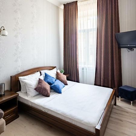 Alfa Apartments Kniazia Romana 11 Lviv Luaran gambar