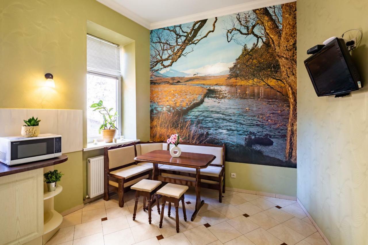 Alfa Apartments Kniazia Romana 11 Lviv Luaran gambar
