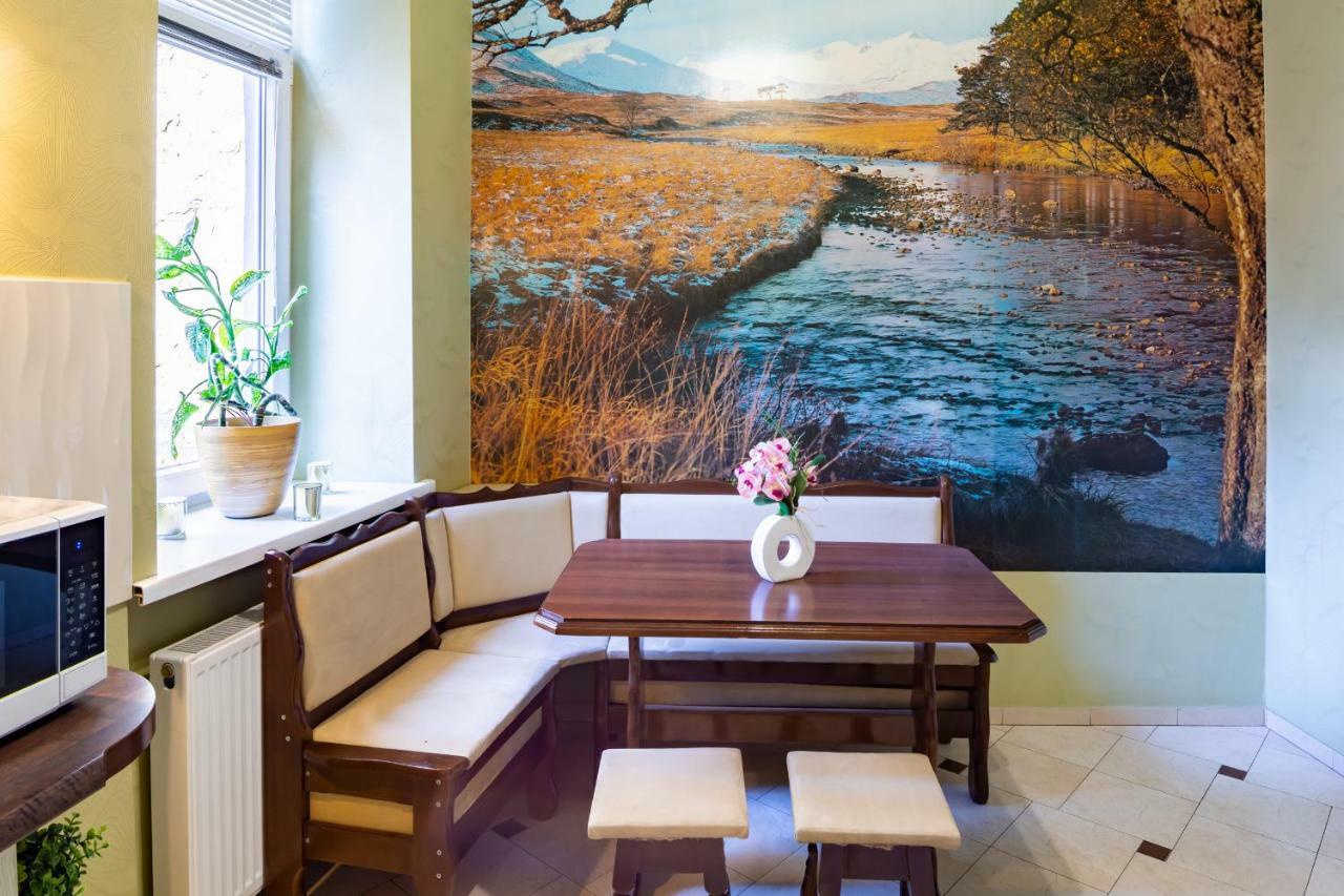 Alfa Apartments Kniazia Romana 11 Lviv Luaran gambar