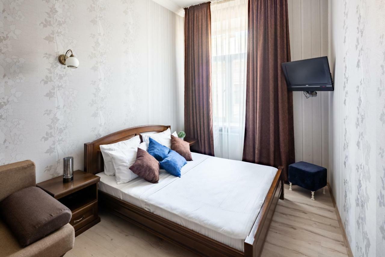 Alfa Apartments Kniazia Romana 11 Lviv Luaran gambar